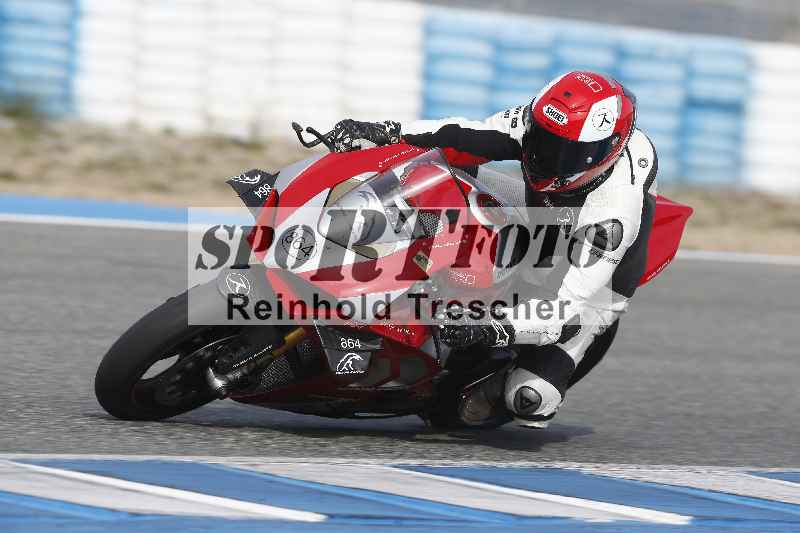 /Archiv-2024/01 26.-28.01.2024 Moto Center Thun Jerez/Gruppe schwarz-black/864